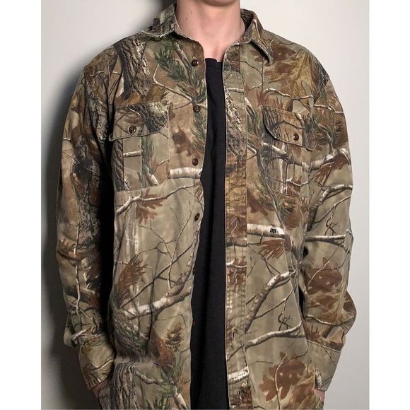 Cabela's Camo Long Sleeve Button Up - Picture 1 of 5